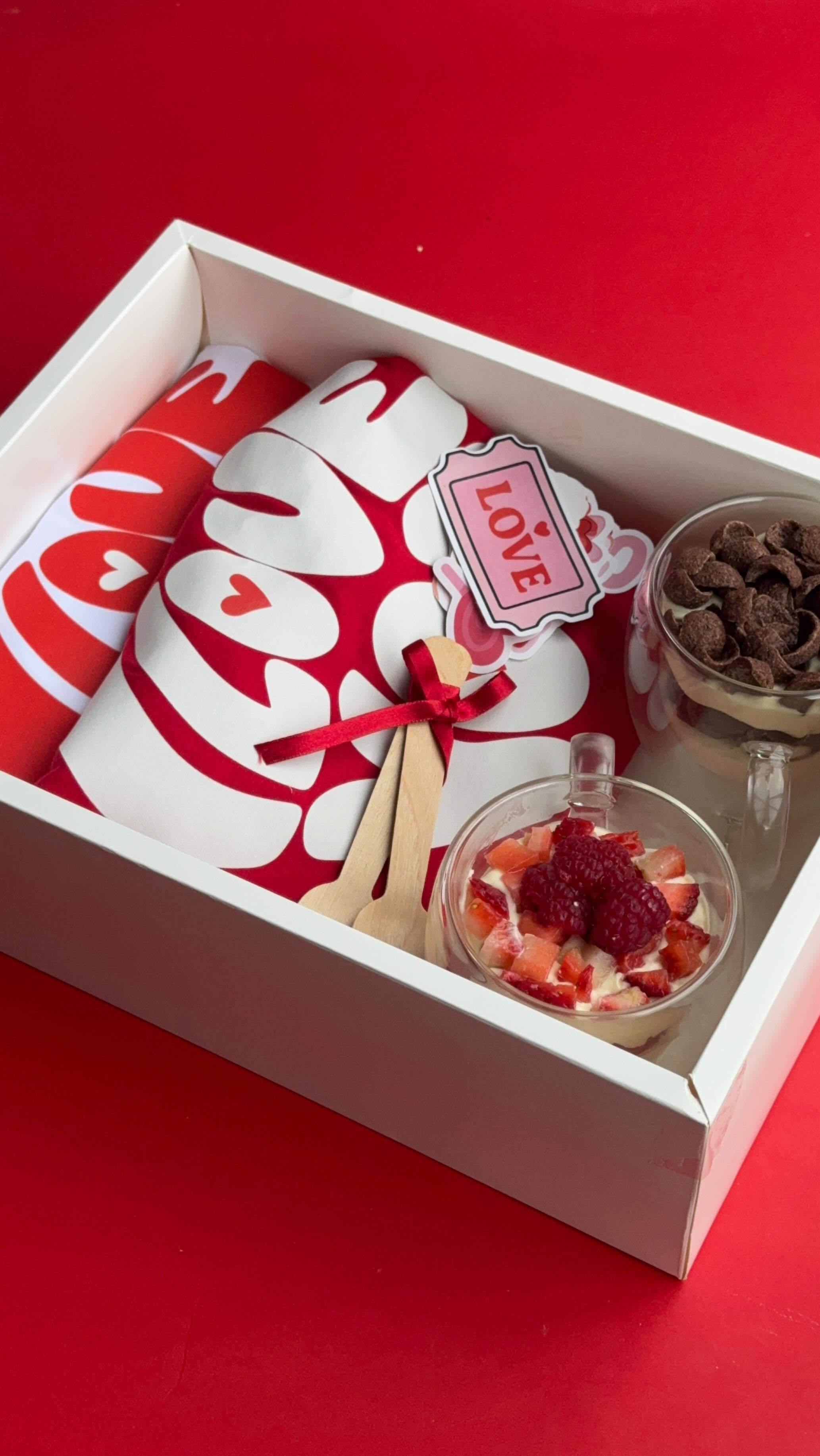 Detalle con cuchareables de Dolce Habibi Bakery